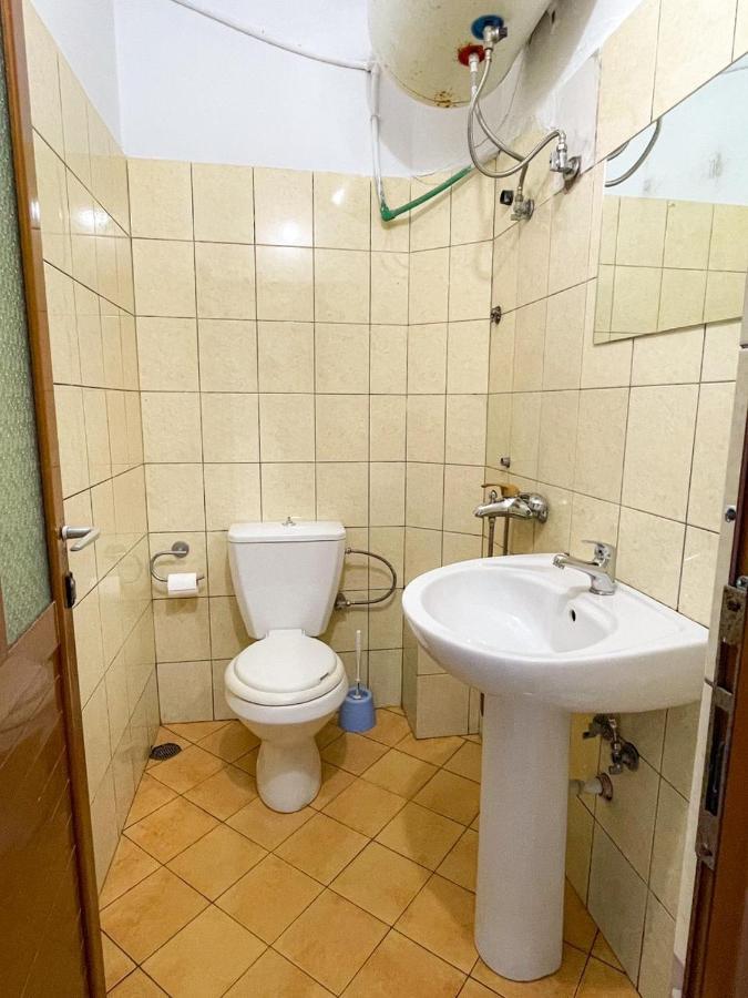 Hostel Andrey Саранда Экстерьер фото