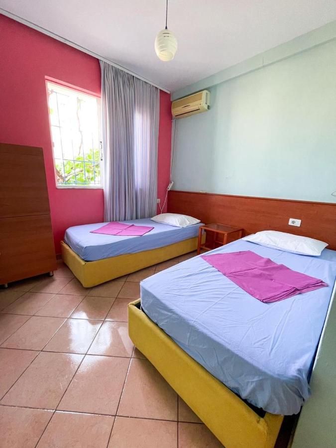 Hostel Andrey Саранда Экстерьер фото